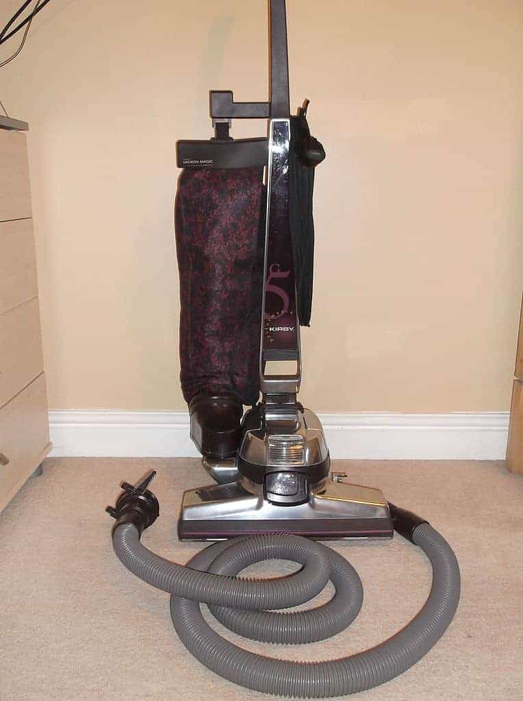 Top 8 Best Upright Vacuum Cleaners Reviews (UPDATED 2020)
